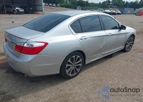 2013 Honda Accord Sport z USA, uszkodzony, nr VIN 1HGCR2F50DA111246
